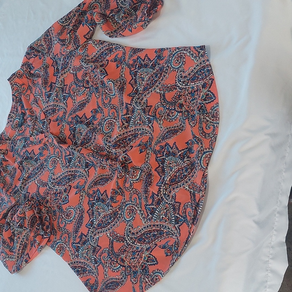 Jones New York Paisley Blouse in Orange and Blue.Size M